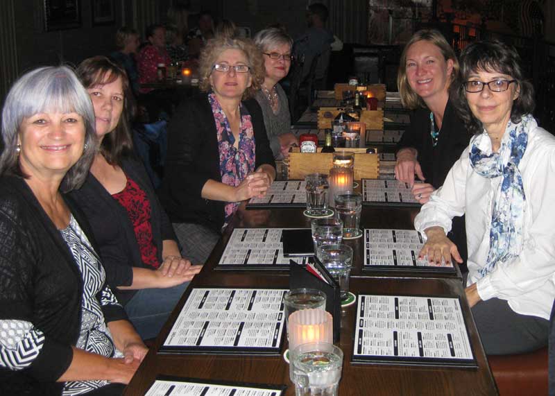 A photo from the Blogging Organizers Meet-up at the Professional Organizers of Canada Annual Conference in 2015